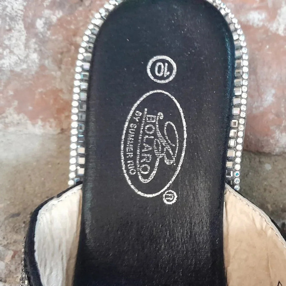 Bolaro by Summer Rio Embellished toe ring sandals - Picture 2 of 10